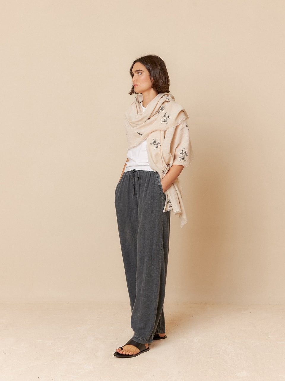 Indi & Cold FULAR FLOR DE PLUMILLA