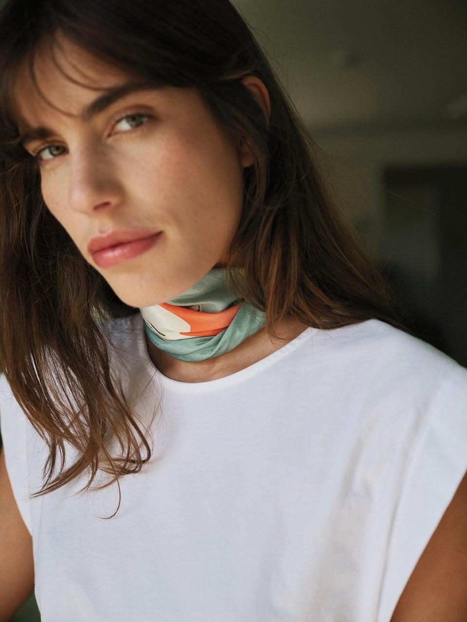 Indi & cold PAÑUELO SEDA FLOR