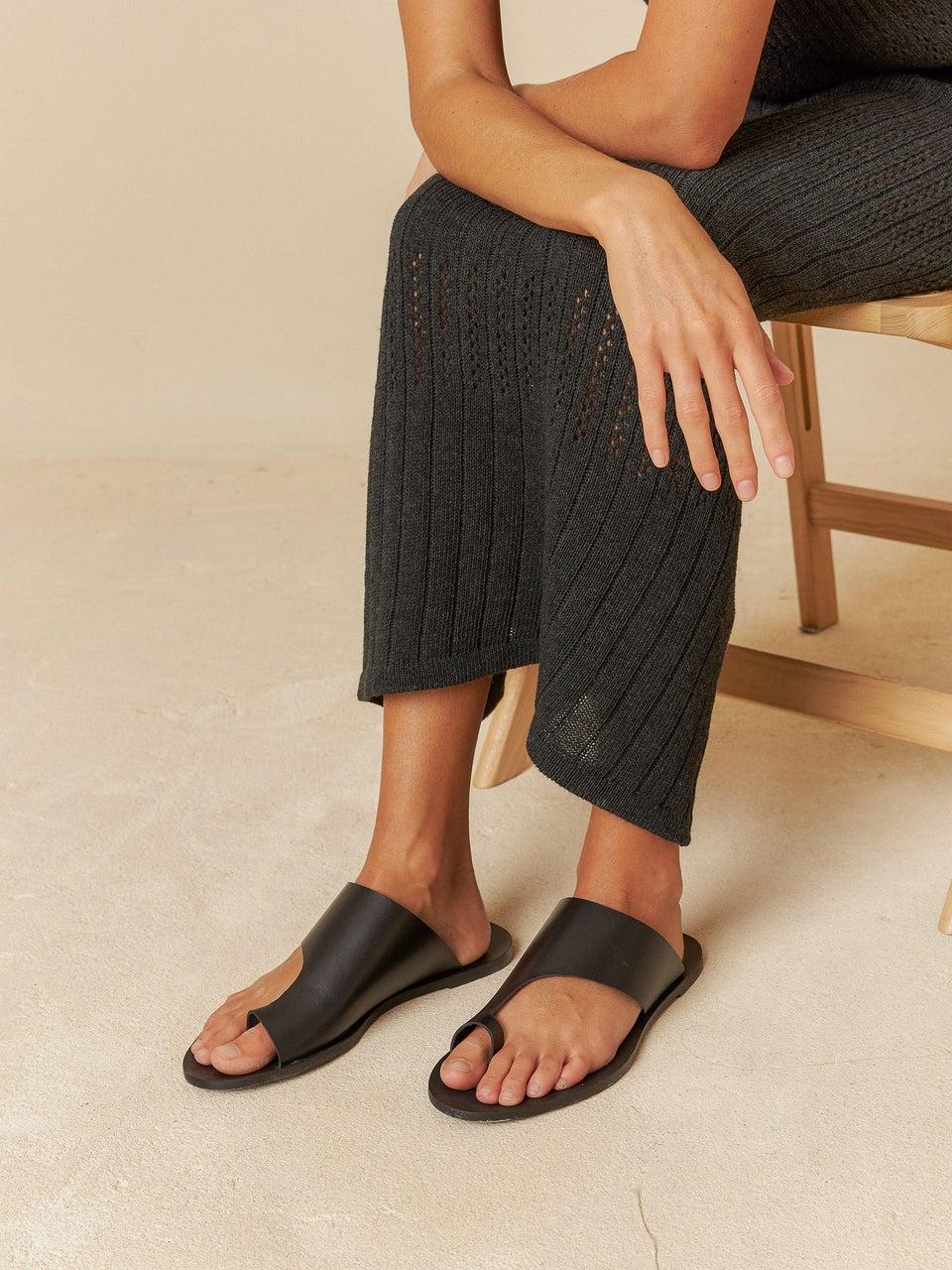 Indi & Cold SANDALIA ASIMÉTRICA PIEL