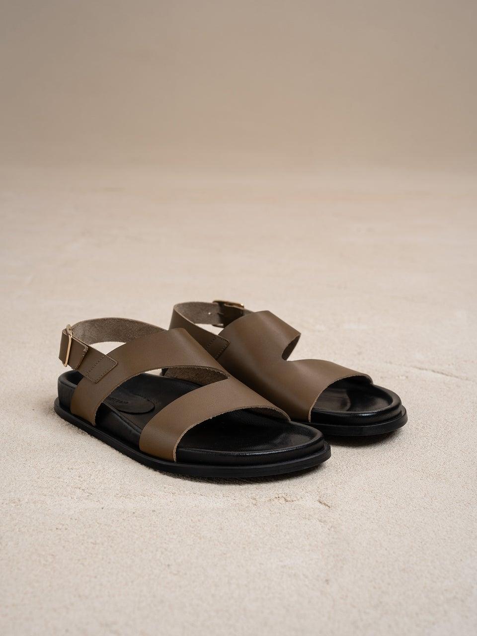 Indi & cold SANDALIA PLANA HEBILLA