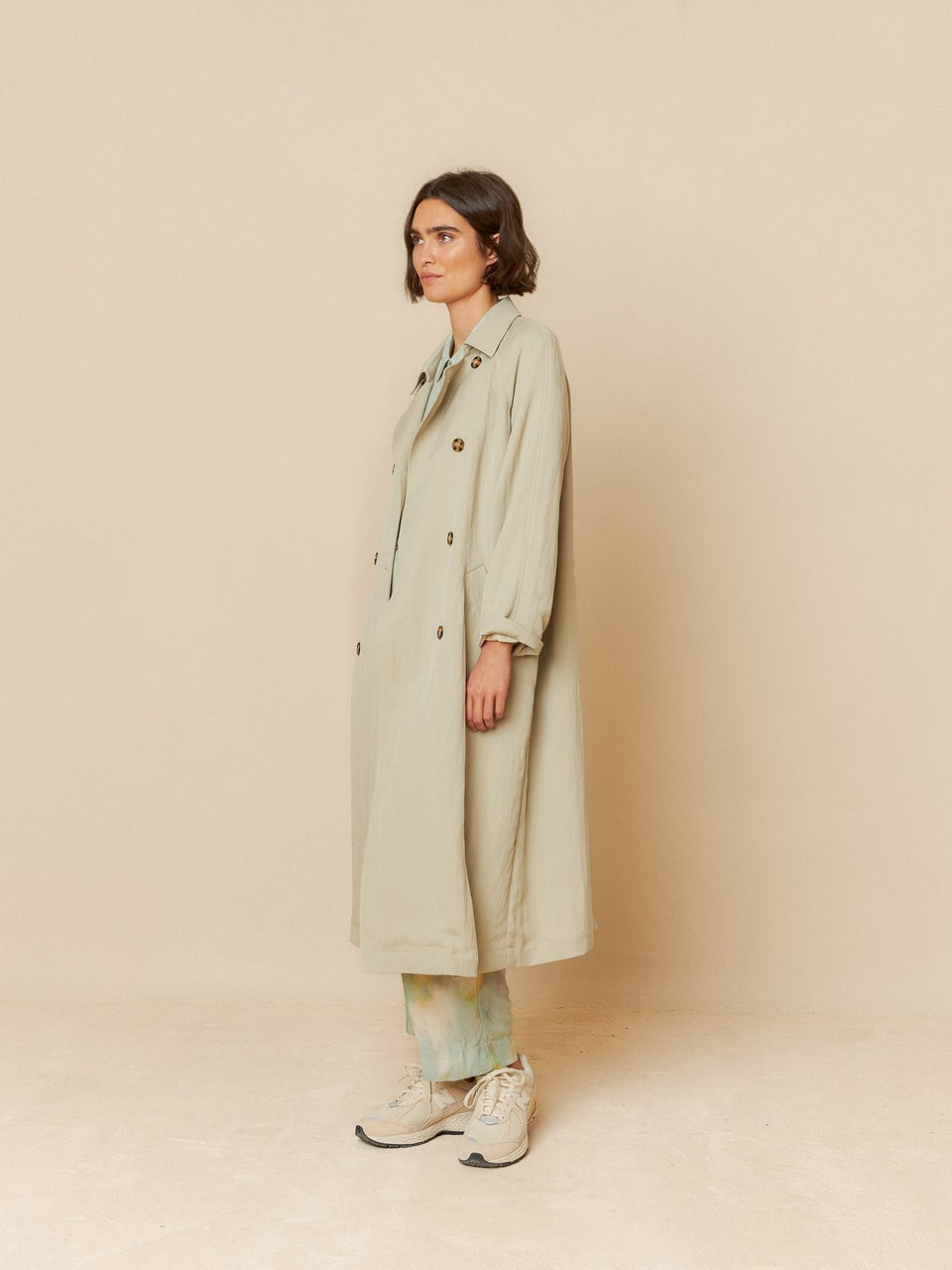 Indi & cold TRENCH FLUÍDO SATINADO