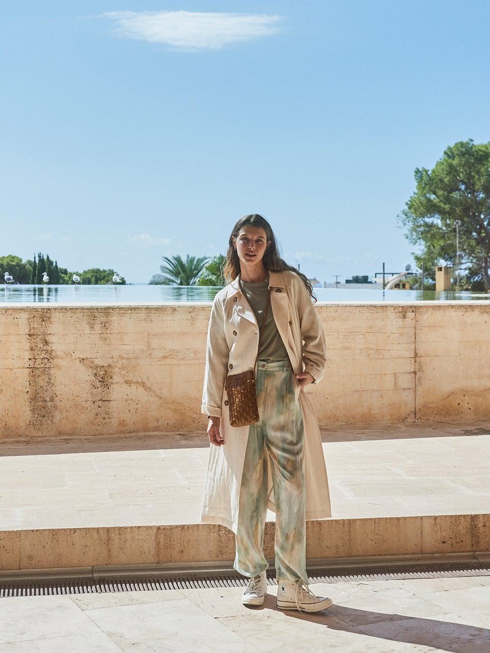 Indi & cold TRENCH FLUÍDO SATINADO