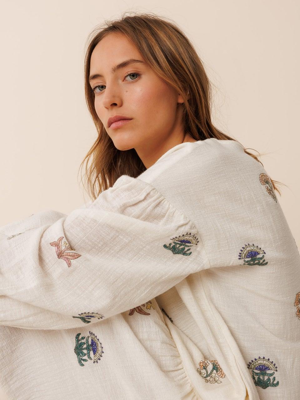 Indi & Cold VESTIDO BORDADO MULTICOLOR