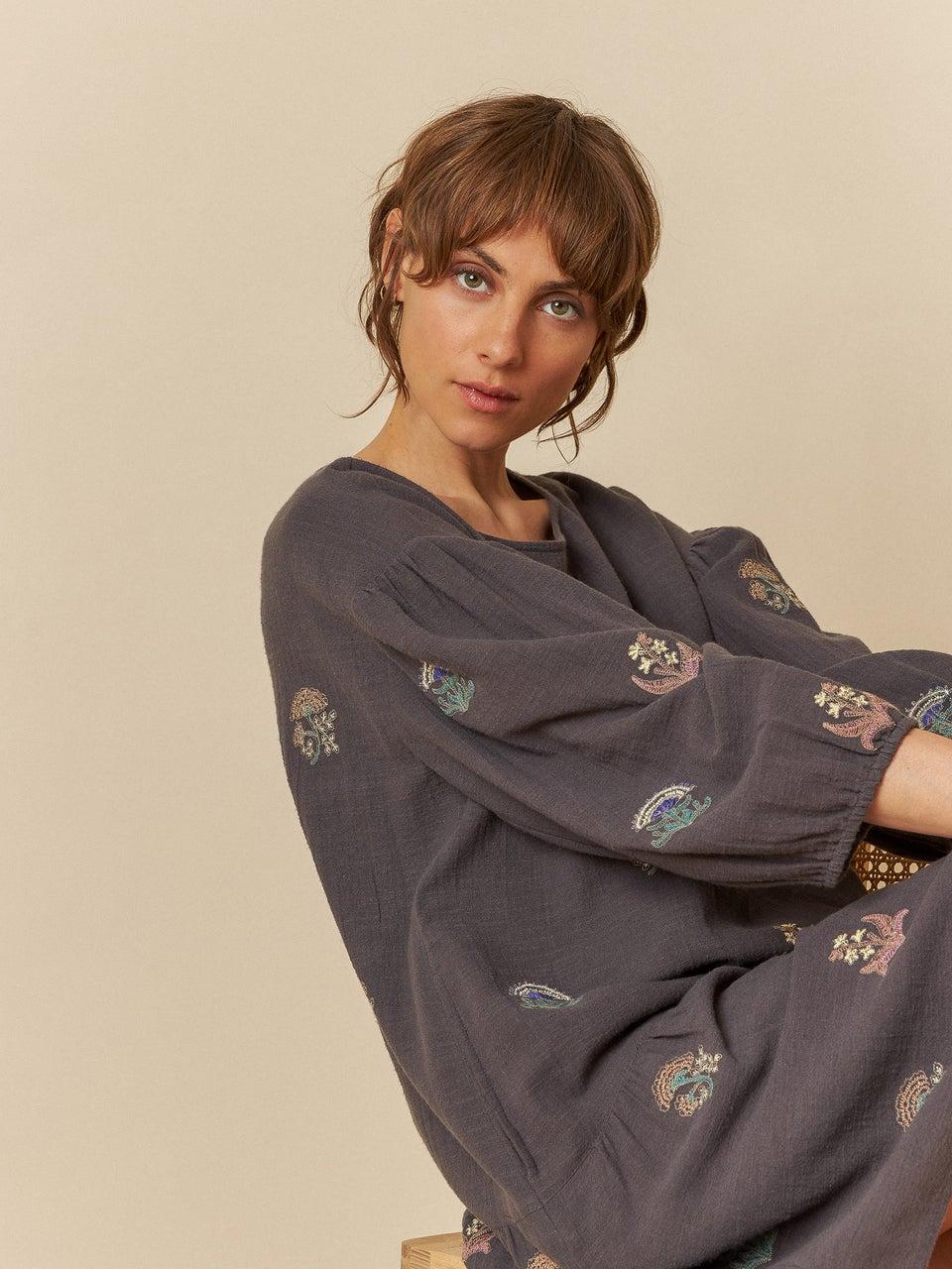 Indi & Cold VESTIDO BORDADO MULTICOLOR