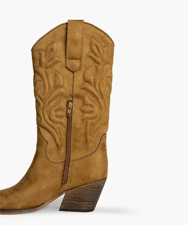 Jolie Jolie Bota Camel