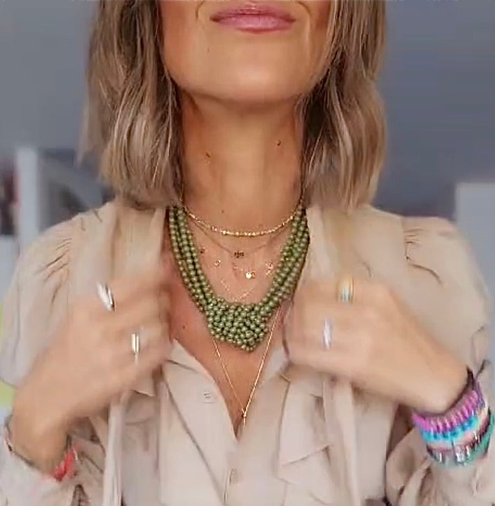 Jolie Jolie Collar Piedrecitas Nudo Verde