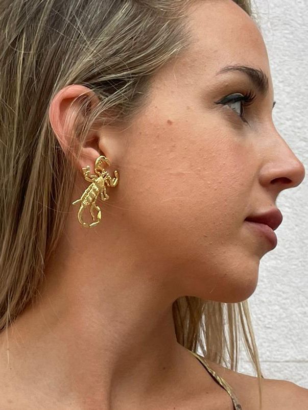 jolie jolie Pendientes Escorpión