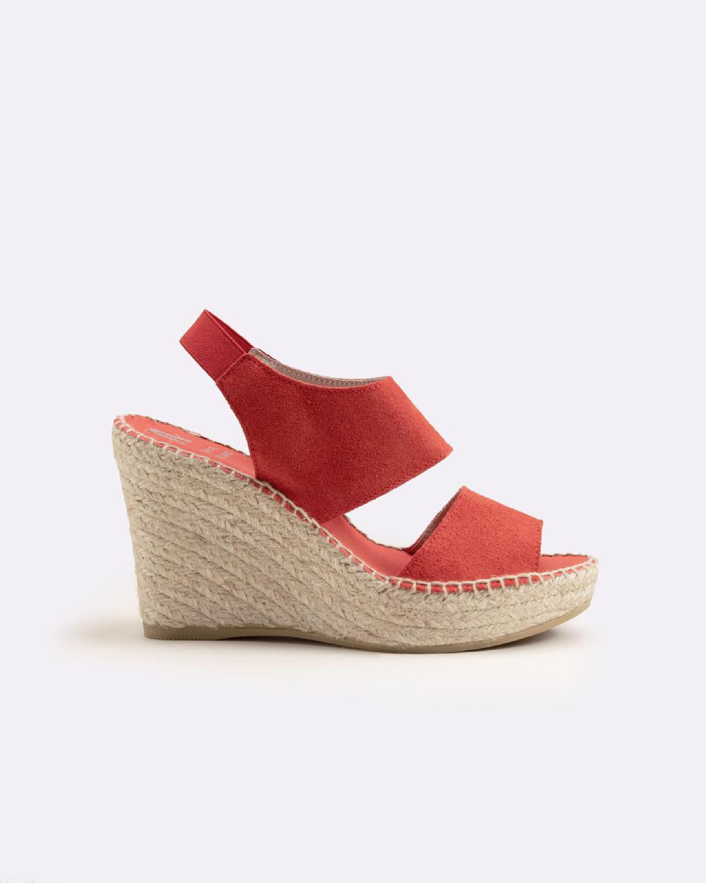 juncal aguirre Cuñas Iris Rojas