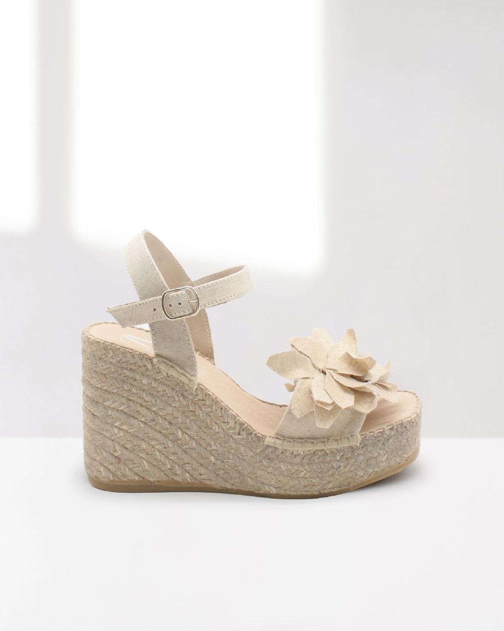 juncal aguirre Cuñas Zaniah Platino