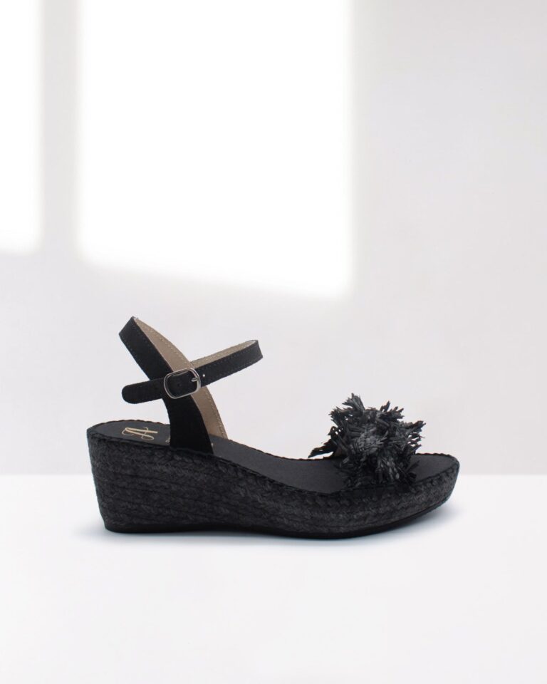 Juncal Aguirre Sandalia Creta Negra