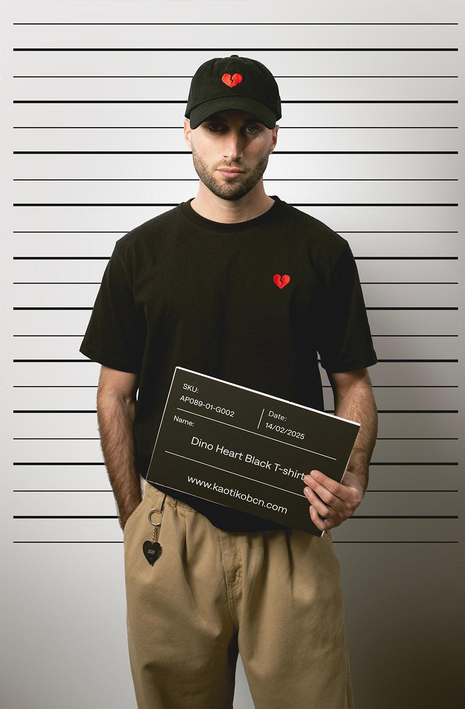 kaotiko Camiseta Dino Heart Black