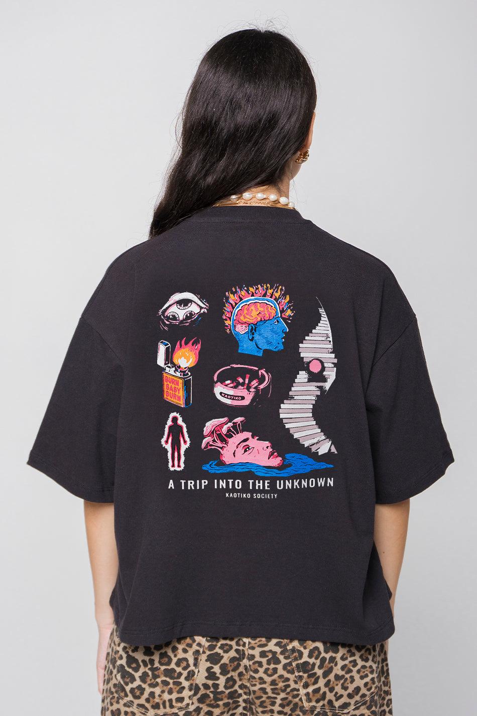 Kaotiko Camiseta Unknown Trip Black