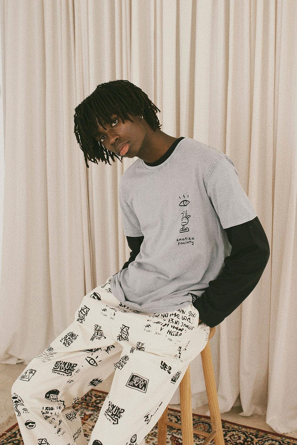 Kaotiko Camiseta Washed Boy Urban Threesome Steel