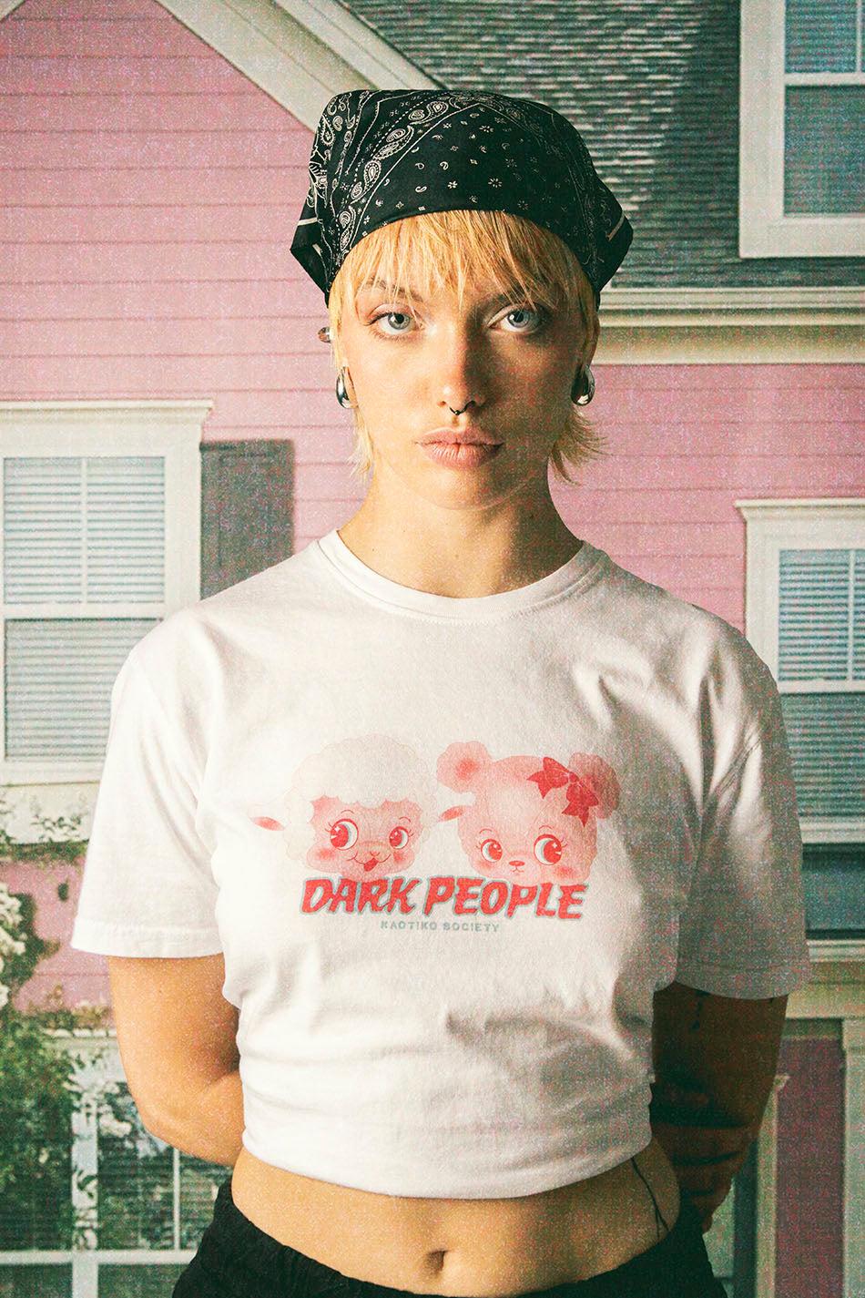 Kaotiko Camiseta Washed Dark People White