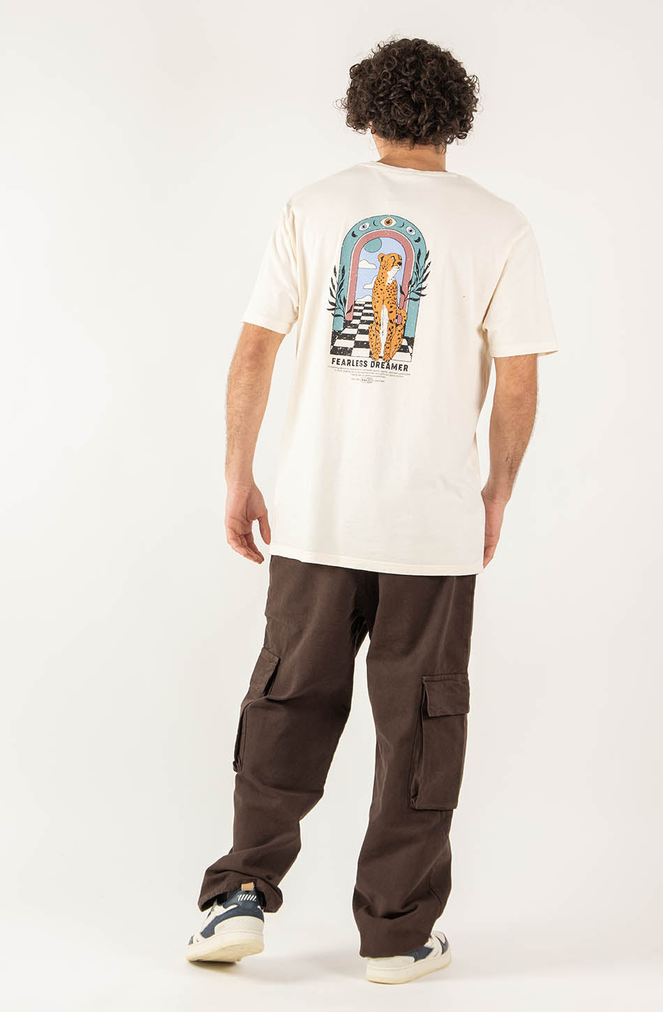 Kaotiko Camiseta Washed Fearless Dreamer Ivory