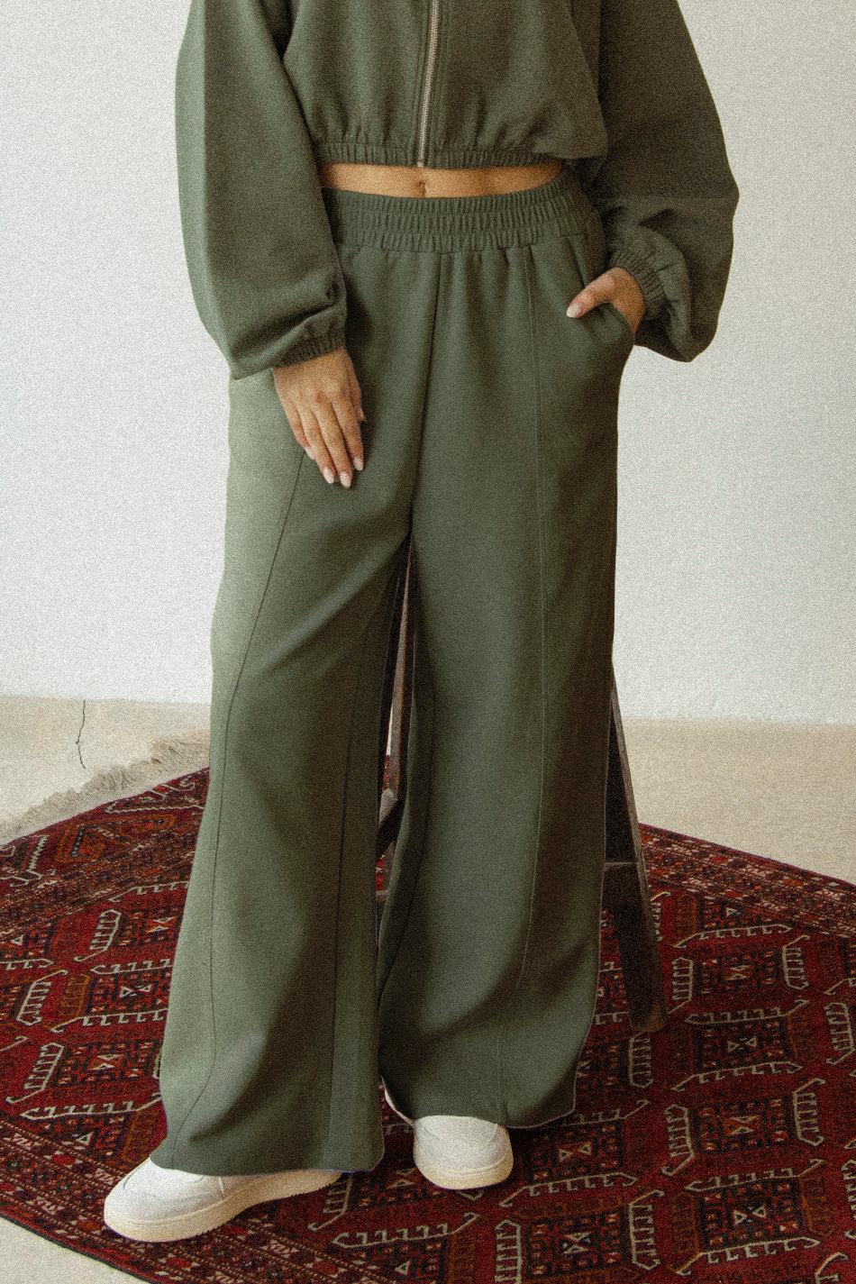 Kaotiko Pantalón Jogger Venice Interlock Olive