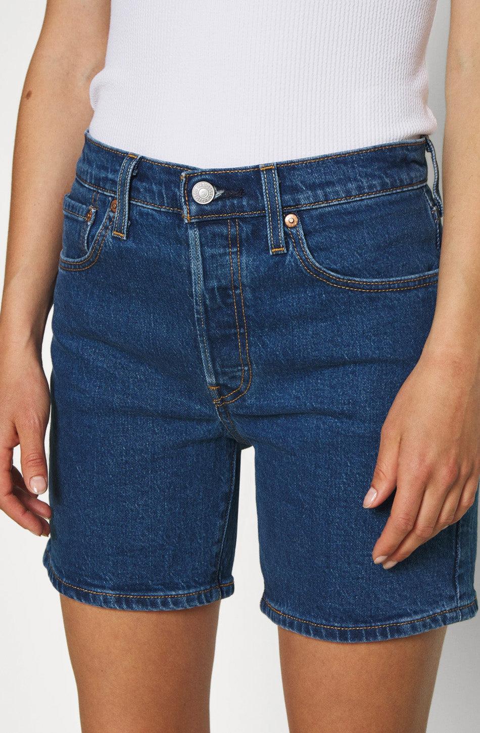 Kaotiko Shorts Levi's Mid Thight Blue