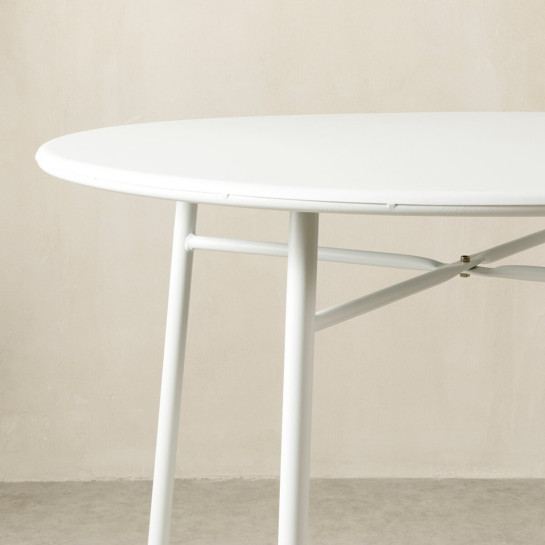 Kenay Home Conjunto Mesa De Jardín Ovalada Blanca 160 Bliss + 4 Sillas De Jardín Blancas Bowen