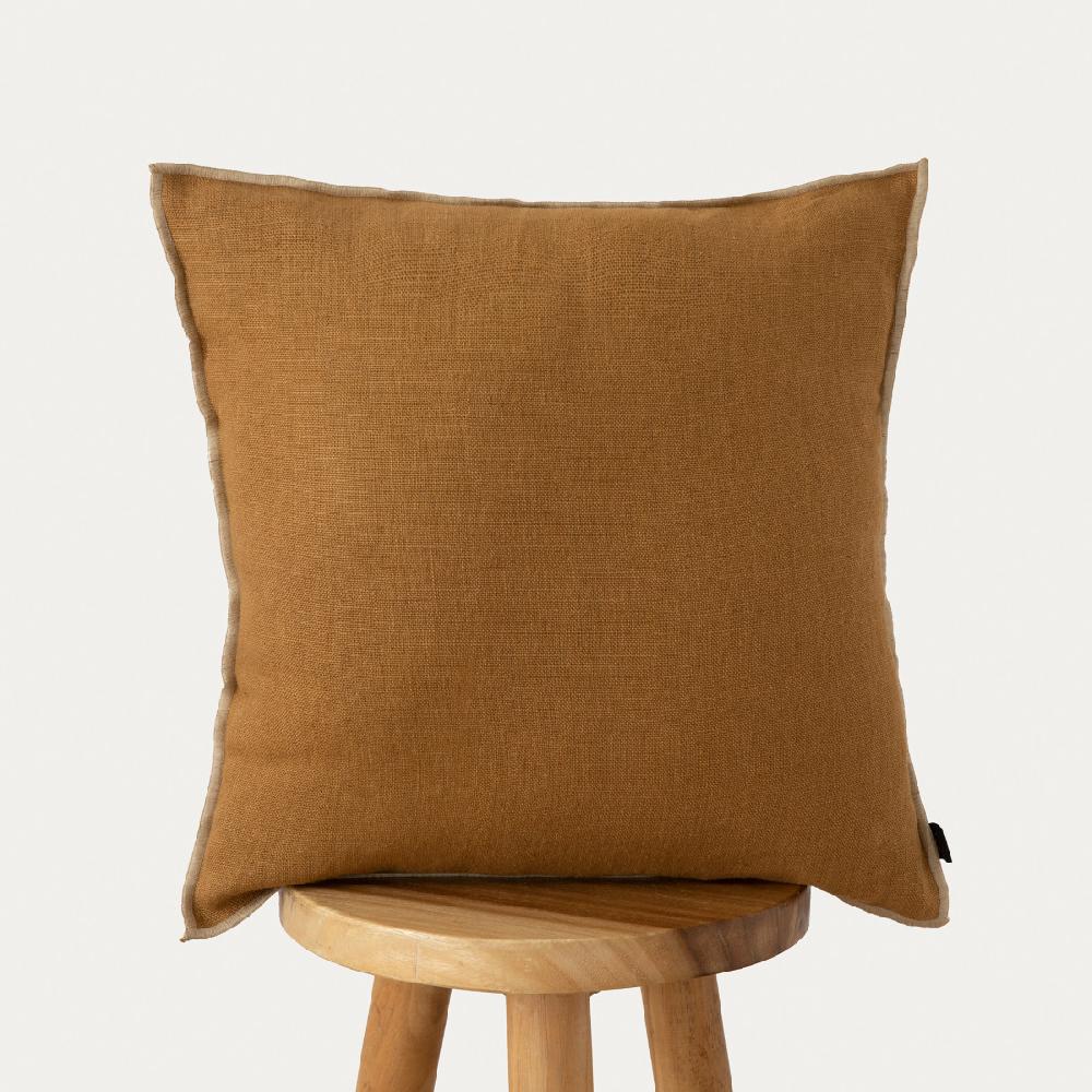 kenay home Cojín ocre
