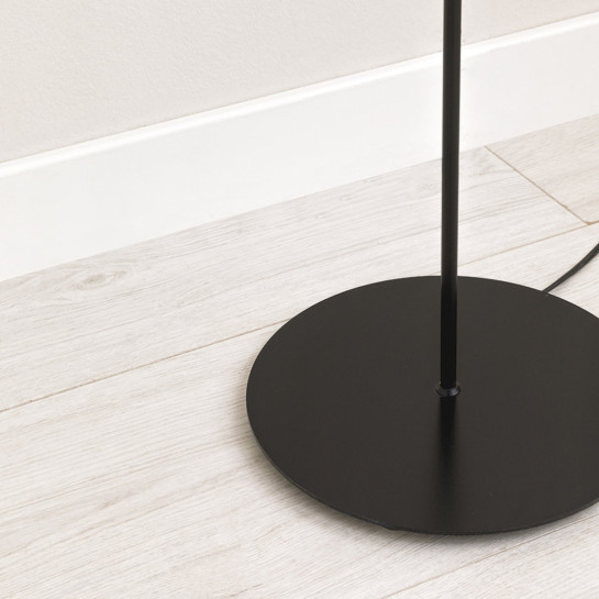 Kenay Home Lámpara De Pie Negra