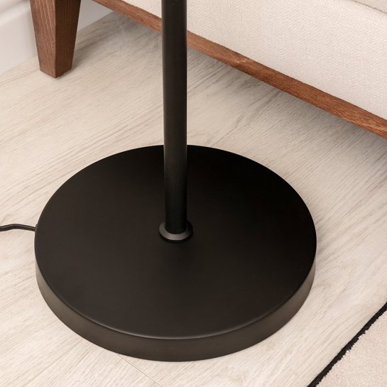 Kenay Home Lámpara De Pie Negra