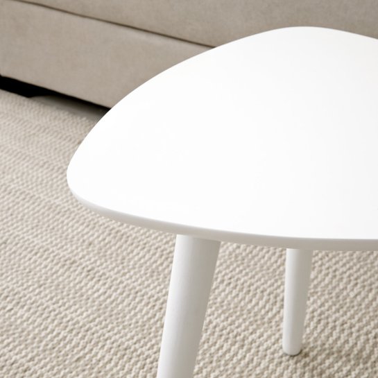 Kenay Home Mesa De Centro Triangular Blanca 48