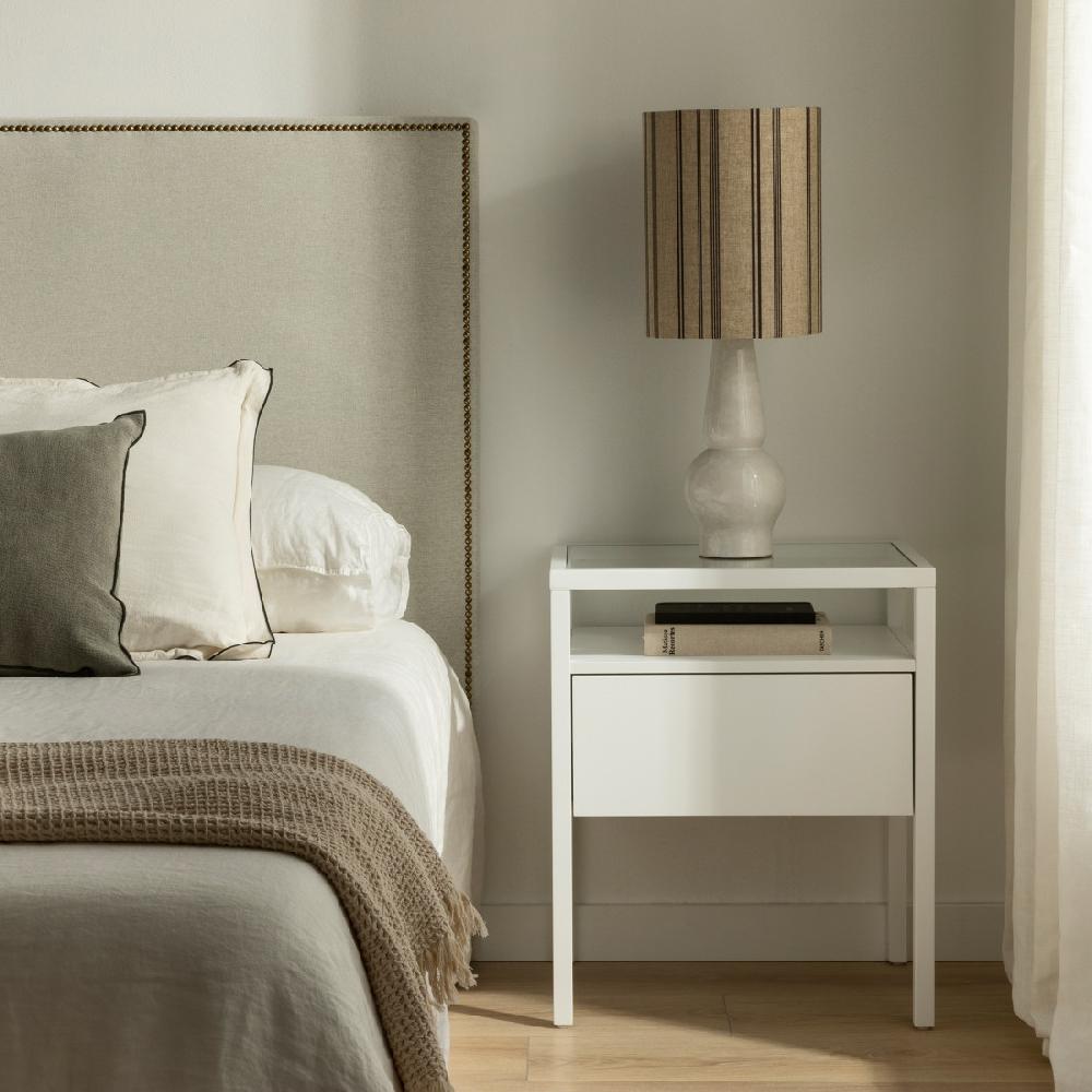 kenay home Mesita blanca