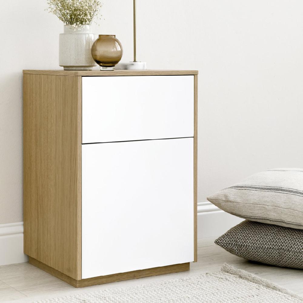 kenay home Mesita blanca y roble