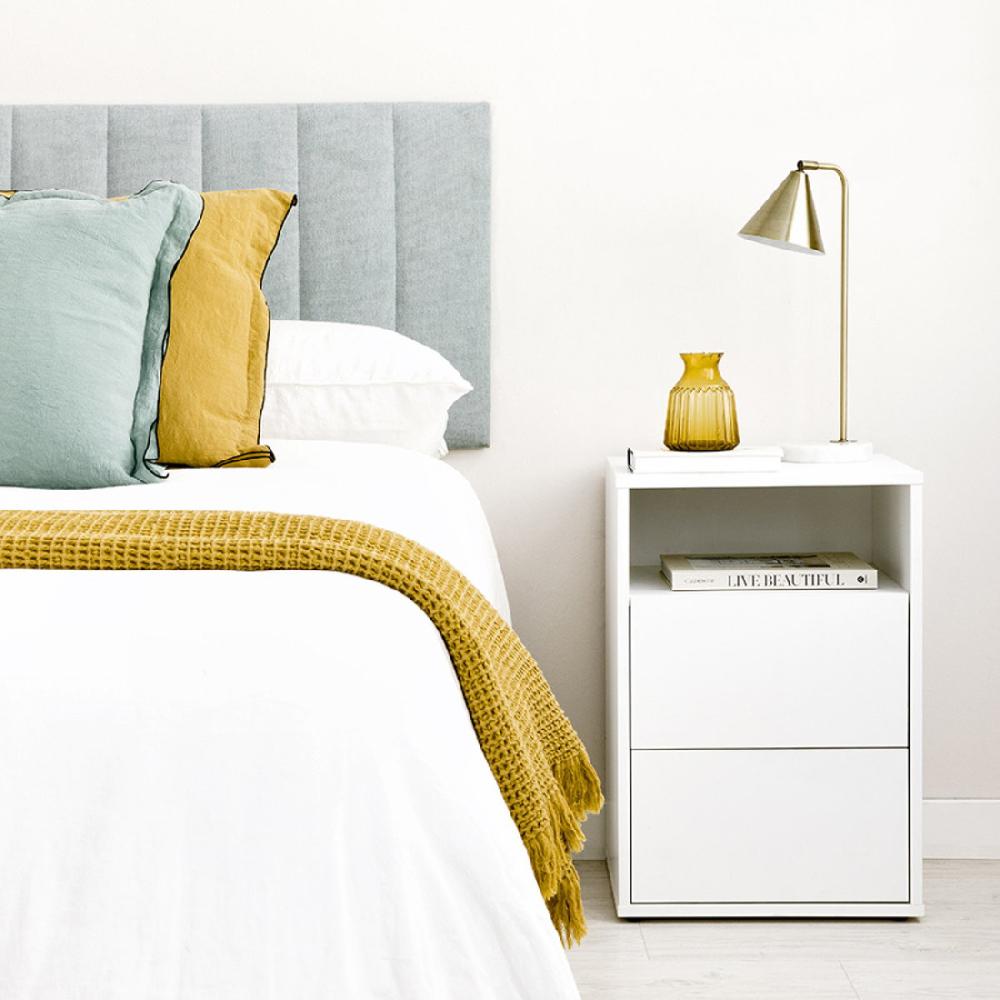 kenay home Mesita de noche blanca 2 cajones