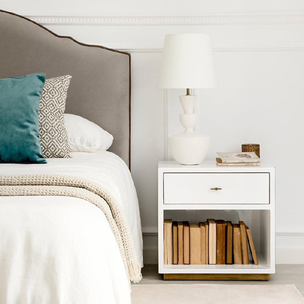 kenay home Mesita de noche blanca