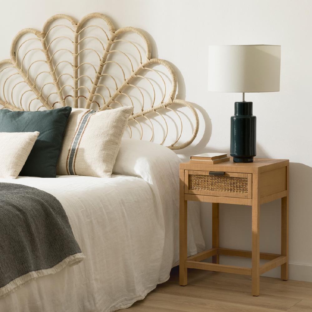 kenay home Mesita de noche ratán 1 cajón natural