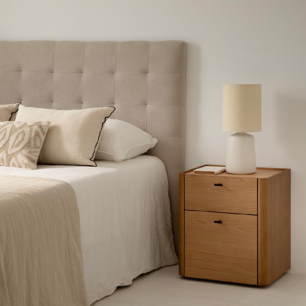 kenay home Mesita de noche roble 2 cajones