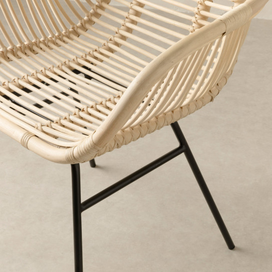 Kenay Home Sillón Ratán Patas Negras