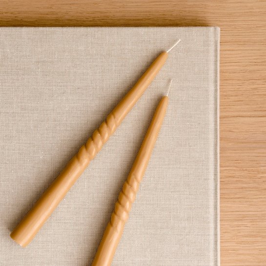 Kenay Home Twirl Dos Velas Marrón