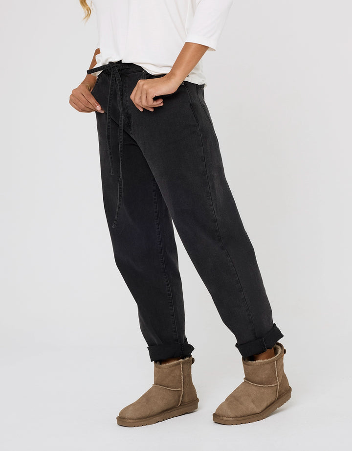 Koala Bay Pantalón Denim Negro - Nevis