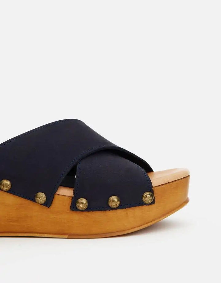 Koala Bay Zueco Negro - Varenna