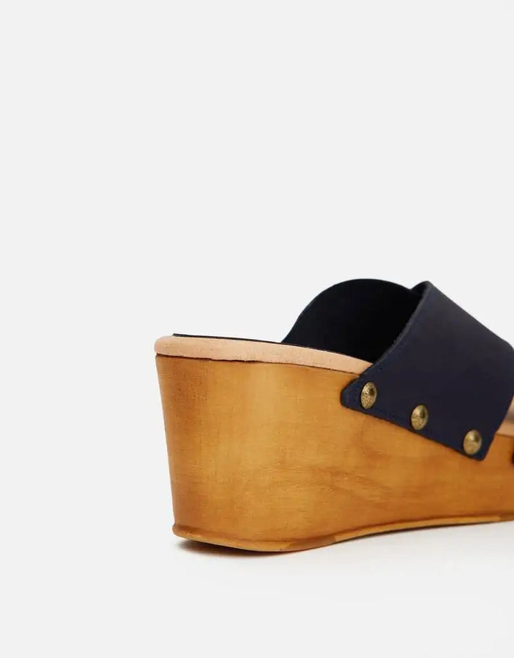 Koala Bay Zueco Negro - Varenna