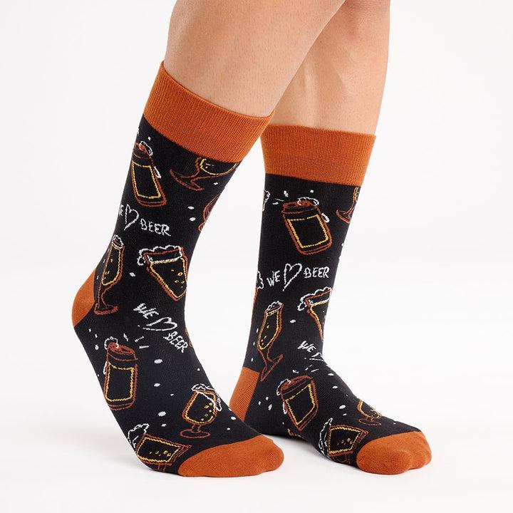 Kylie Crazy Calcetines Divertidos De Algodón "sin Costuras". CERVEZA