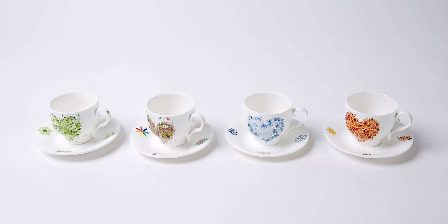 la cija 4 Tazas de Café 220ml. Corazones del Año