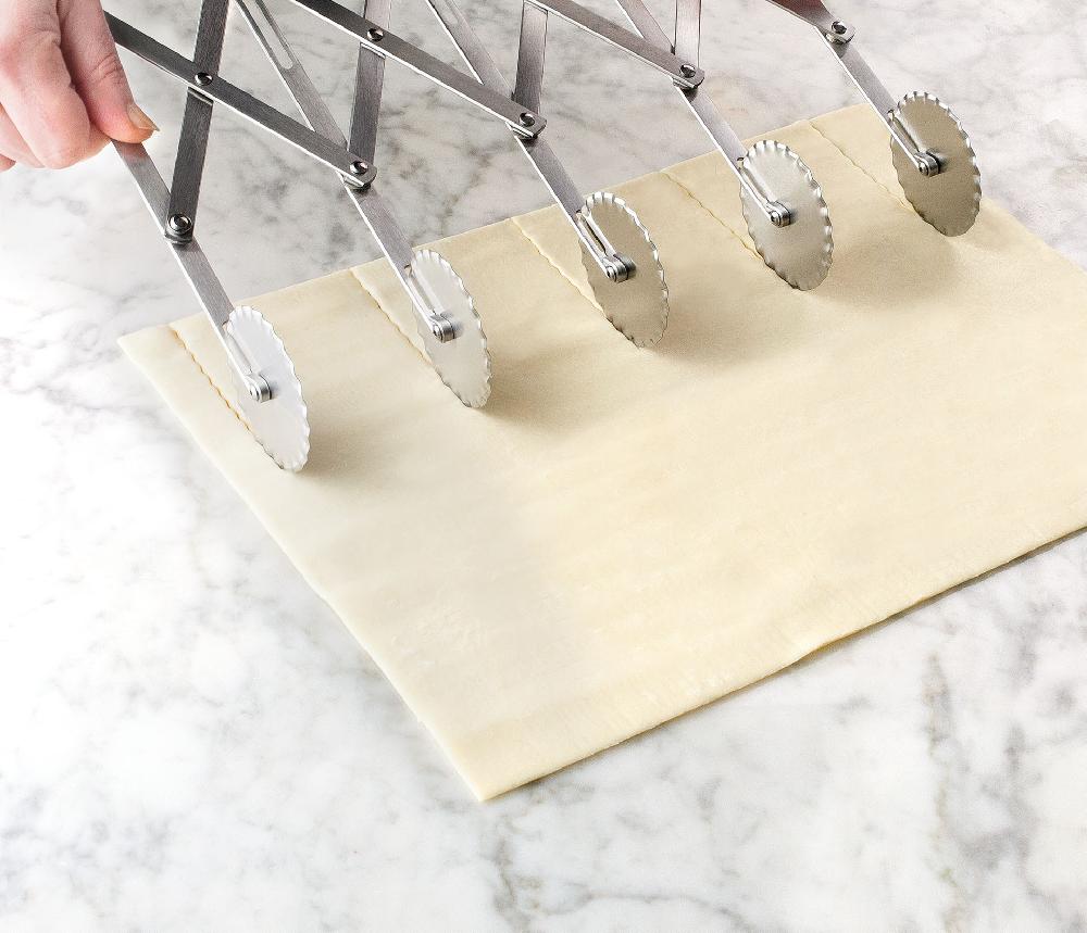 Lacor Cortapastas Extensible Rizado