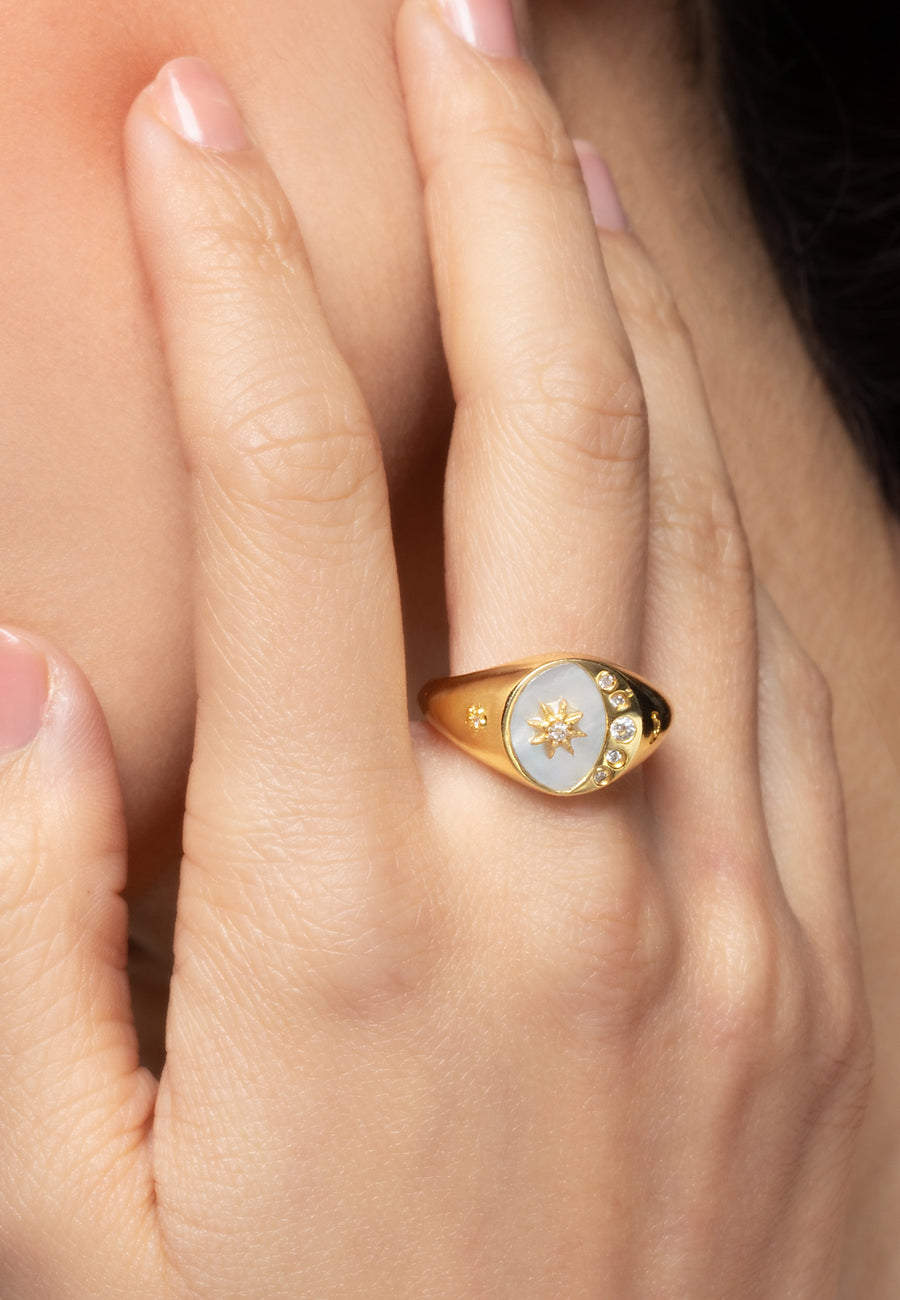 Lavani Anillo Celestial Signet