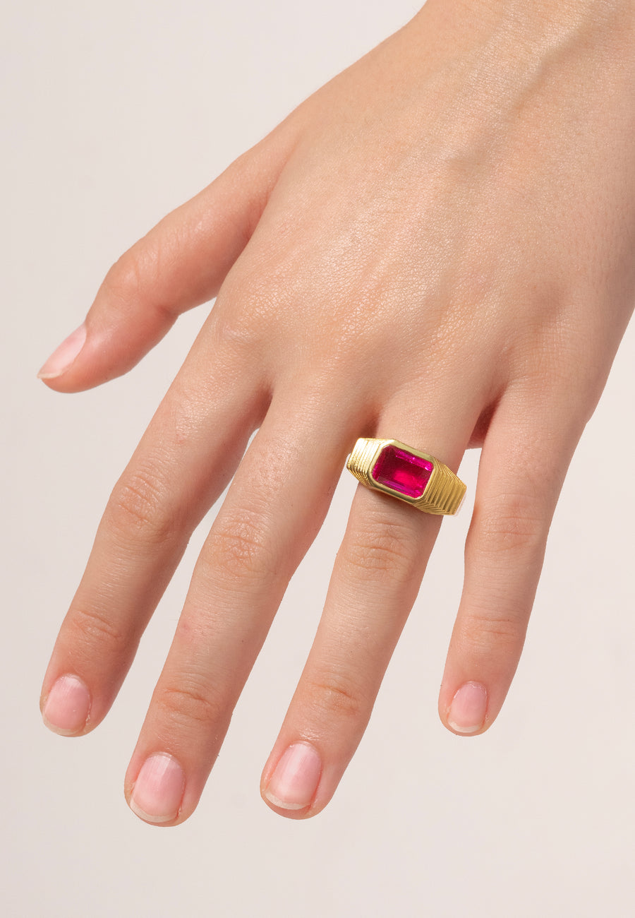 Lavani Anillo Chevalier Fucsia