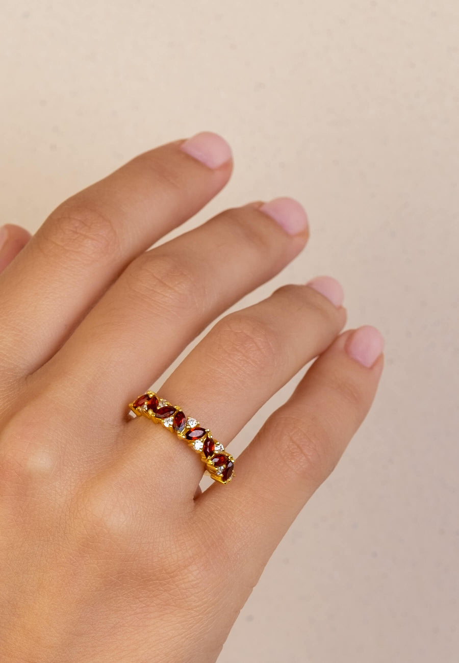 Lavani Anillo Granate Enero