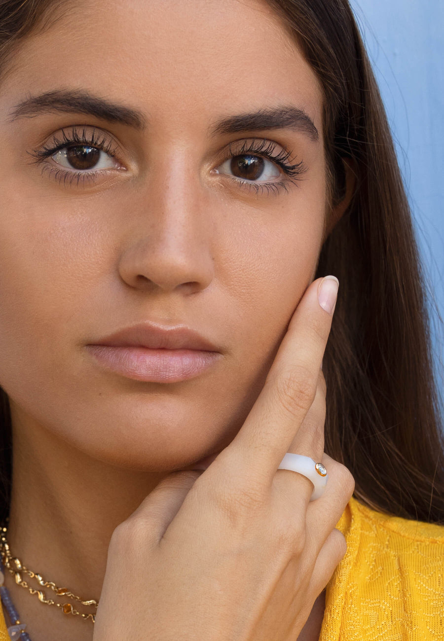 Lavani Anillo Ópalo Mora