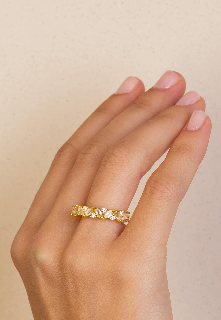 Lavani Anillo Piedraluna Junio