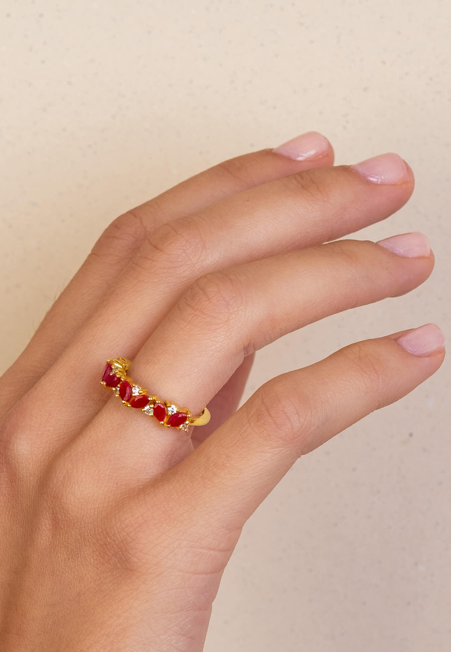 Lavani Anillo Rubí Julio