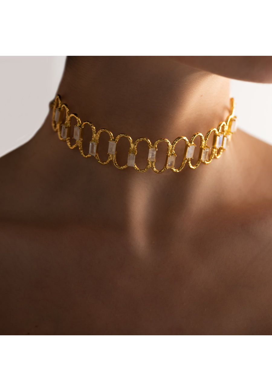 Lavani Choker Dorado Rígido Rinaldi