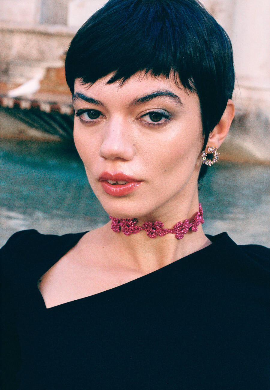 Lavani Choker Flower Binibeca Fucsia