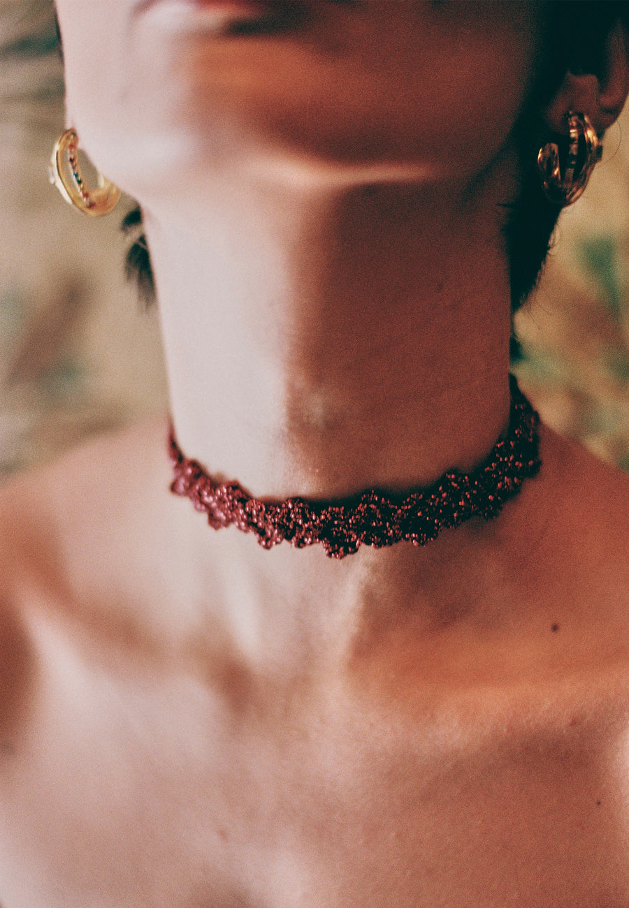 Lavani Choker Spike Pitiusas Rojo