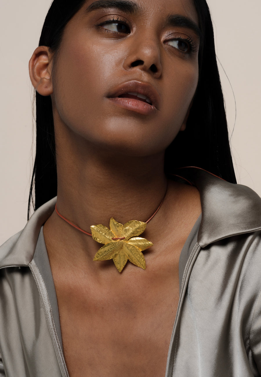 Lavani Collar Lotus Flower Dorado